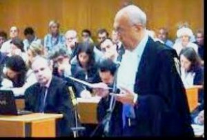 Il Procuratore Aggiunto, dott. Raffaele Guariniello durante un intervento del processo Eternit.